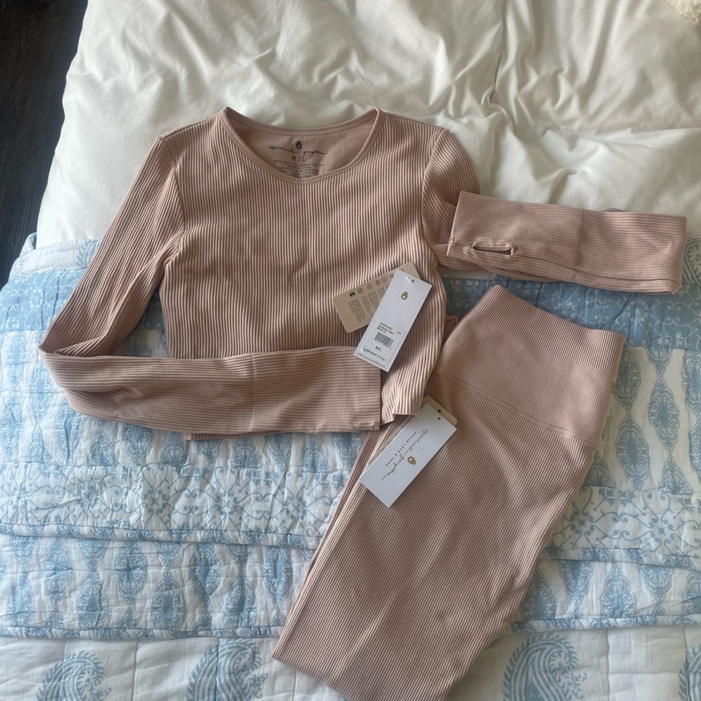 Spiritual Gangster Ribbed Long Sleeve Crop Top & Leggings Set - Blush Pink